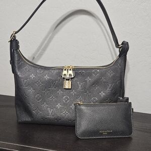 Louis Vuitton Sac Sport in Black, Like New